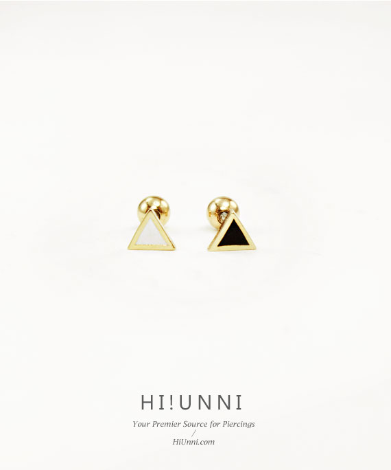ear_studs_piercing_Cartilage_16g_316l_korean_asian_style_barbell_Triangle_gold_3